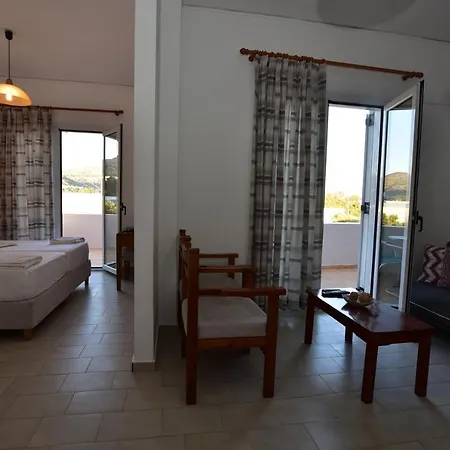 Morpheas Rooms Palaiochora Exterior photo